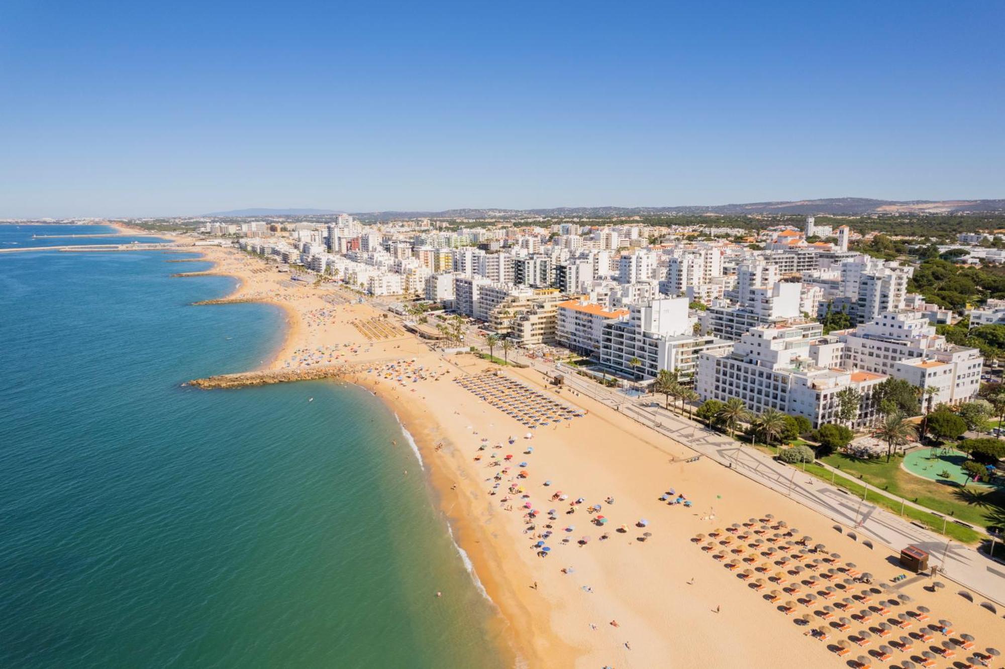 Centralgarve - Stunning Beach Front Studio - Astro Quarteira Exterior foto